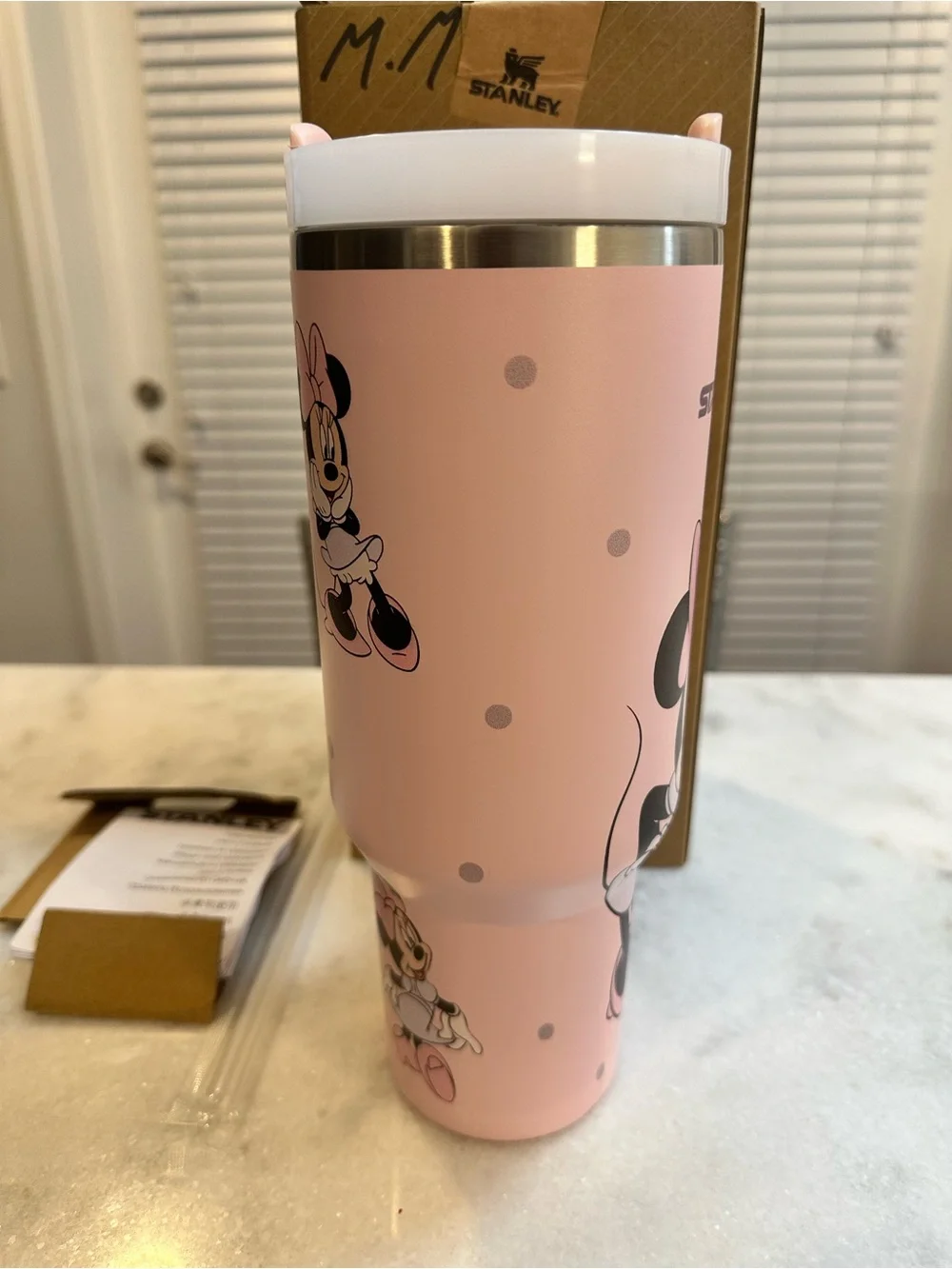 Stanley Disney Minnie Mouse Pink 40oz Quencher H20 Tumbler with Handle - Picture 4 of 12